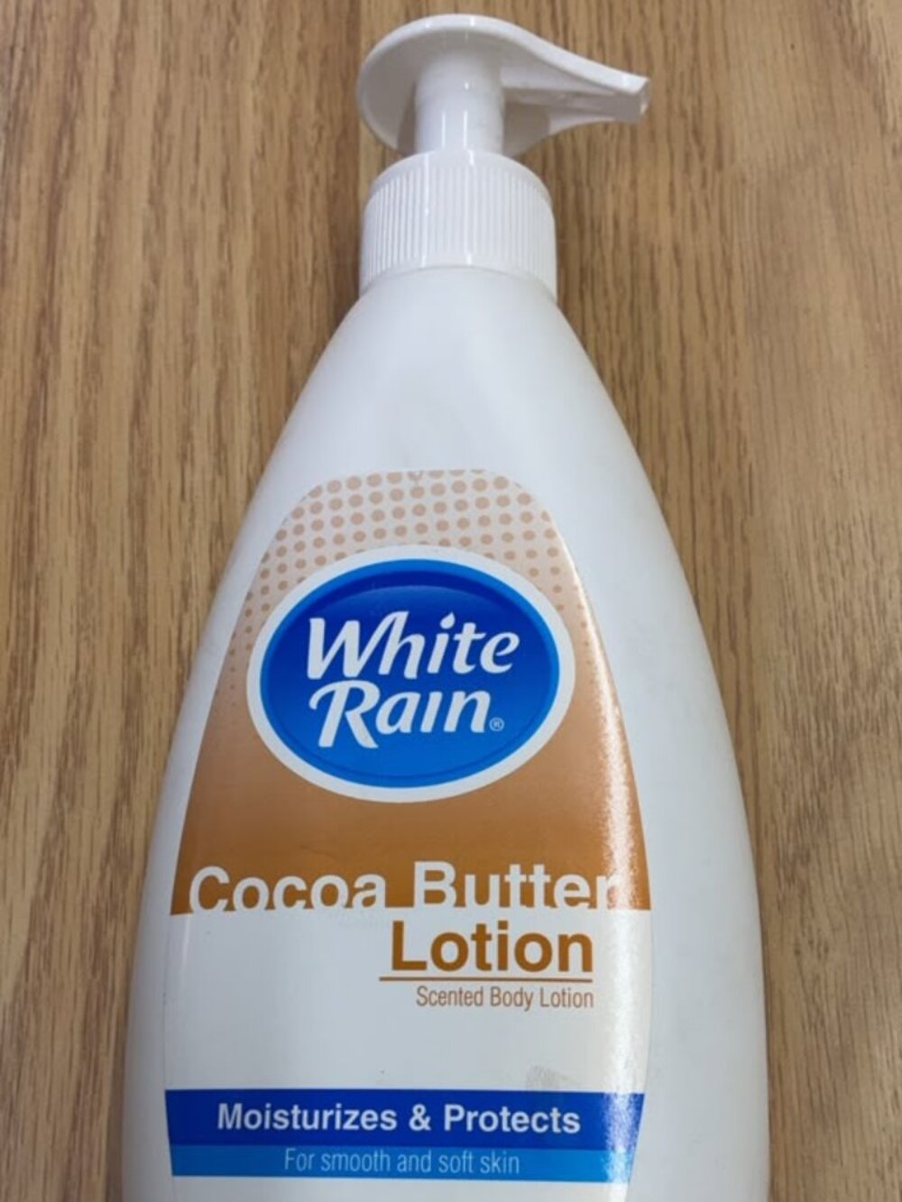 White Rain Cocoa Butter Scented Body Lotion 12 fl oz Moisturizing Pump